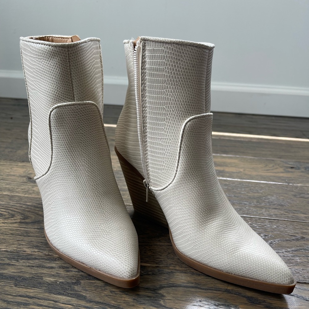 Express Booties